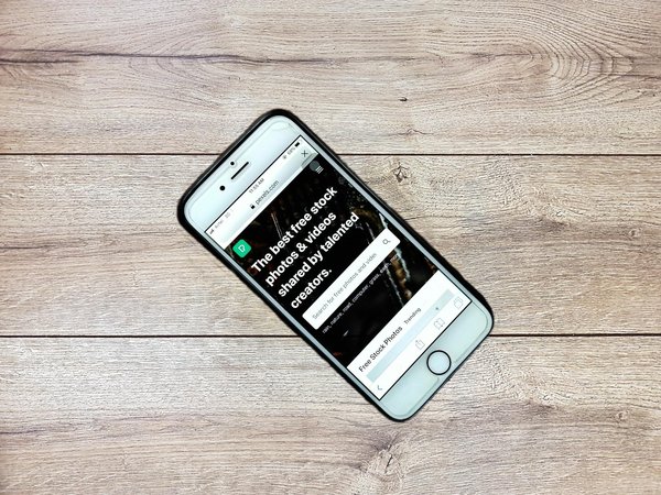 Comment les entreprises de services de santé peuvent-elles utiliser les chatbots pour améliorer leur service client?